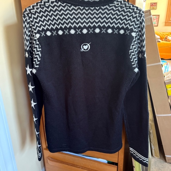 Obermeyer Winter Snowflake Black and White Sweater - Picture 2 of 3